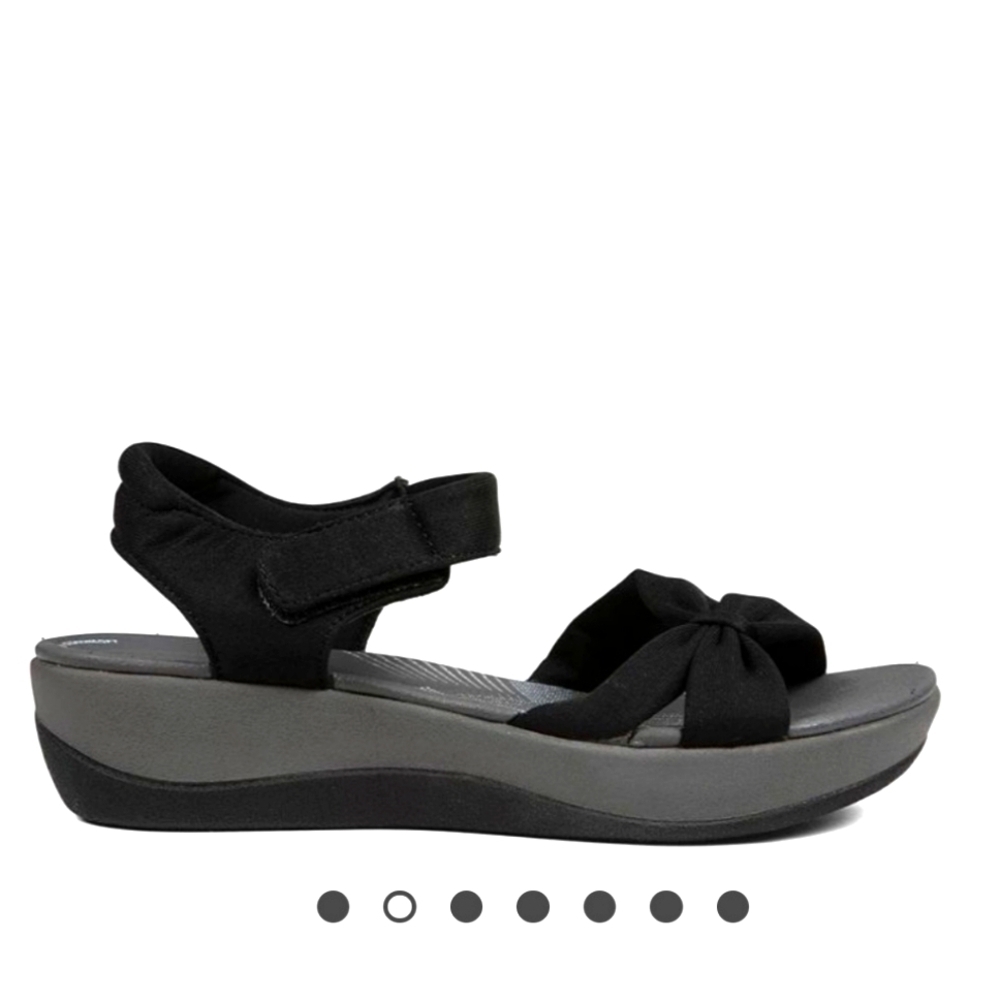 Clarks Women's Sandals Black CLOUD STEPPERS STRAP SANDAL